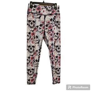 Skull & Cherry Flower Athletic Leggings 85% Polyester 15% Spandex Size L